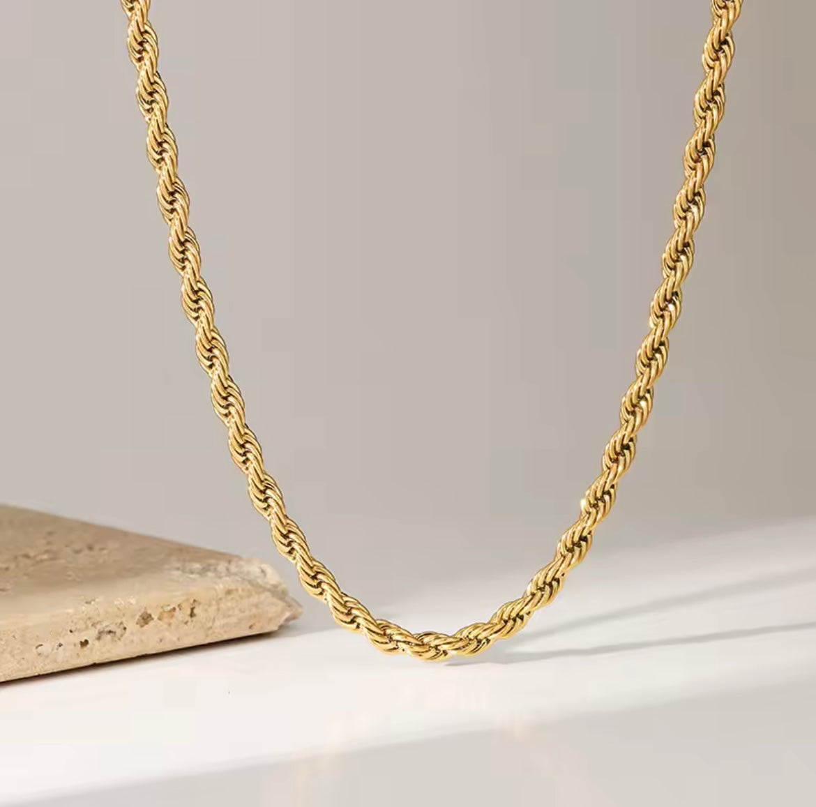 Cadena de oro 18k trenzada